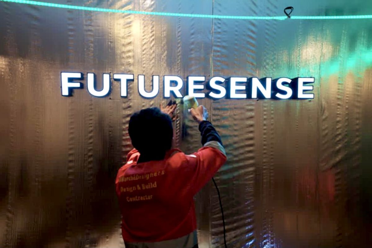 GD 3 Angur - Neon Box